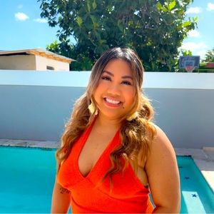 Meet your Posher, Christina